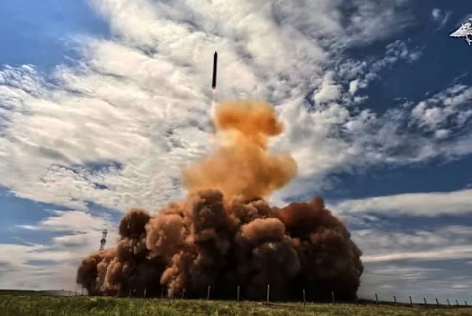 Putin Praises Sarmat Missile After Successful Test Launch